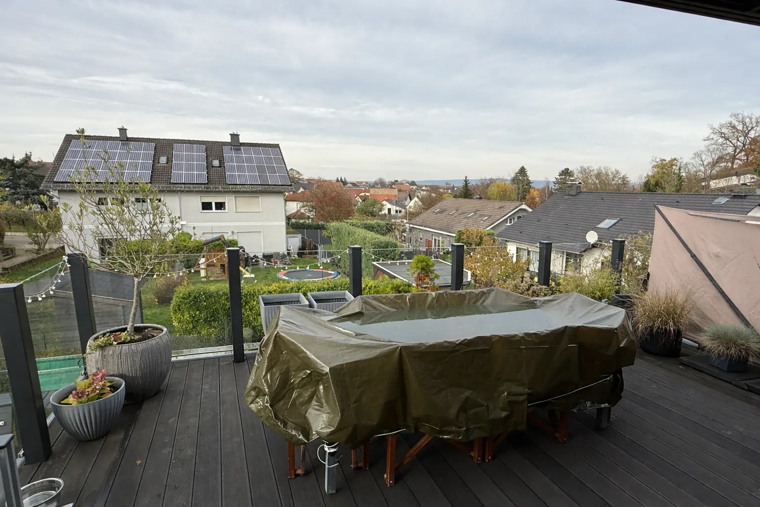 Balkon OG