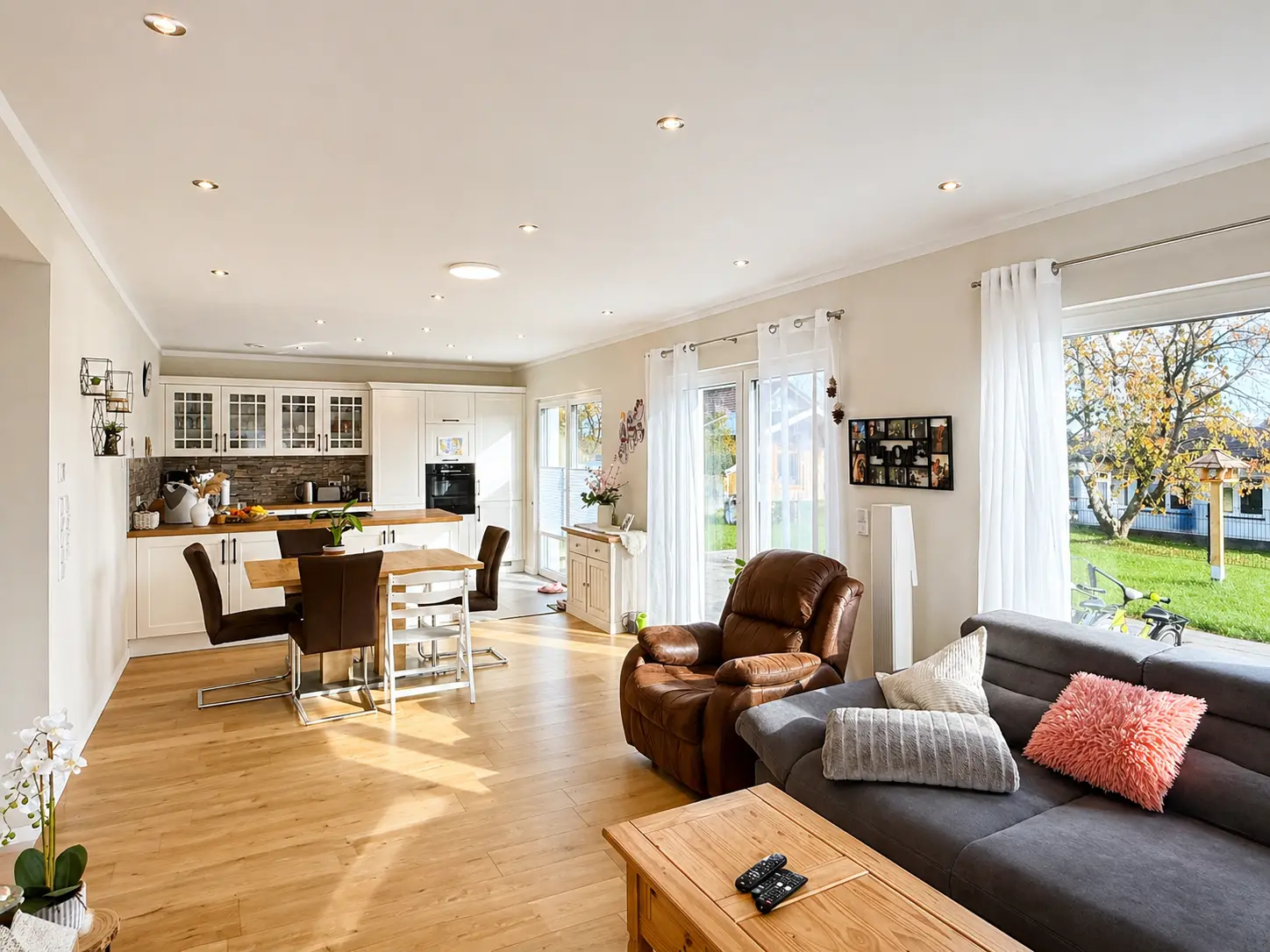 Wohnzimmer EG
