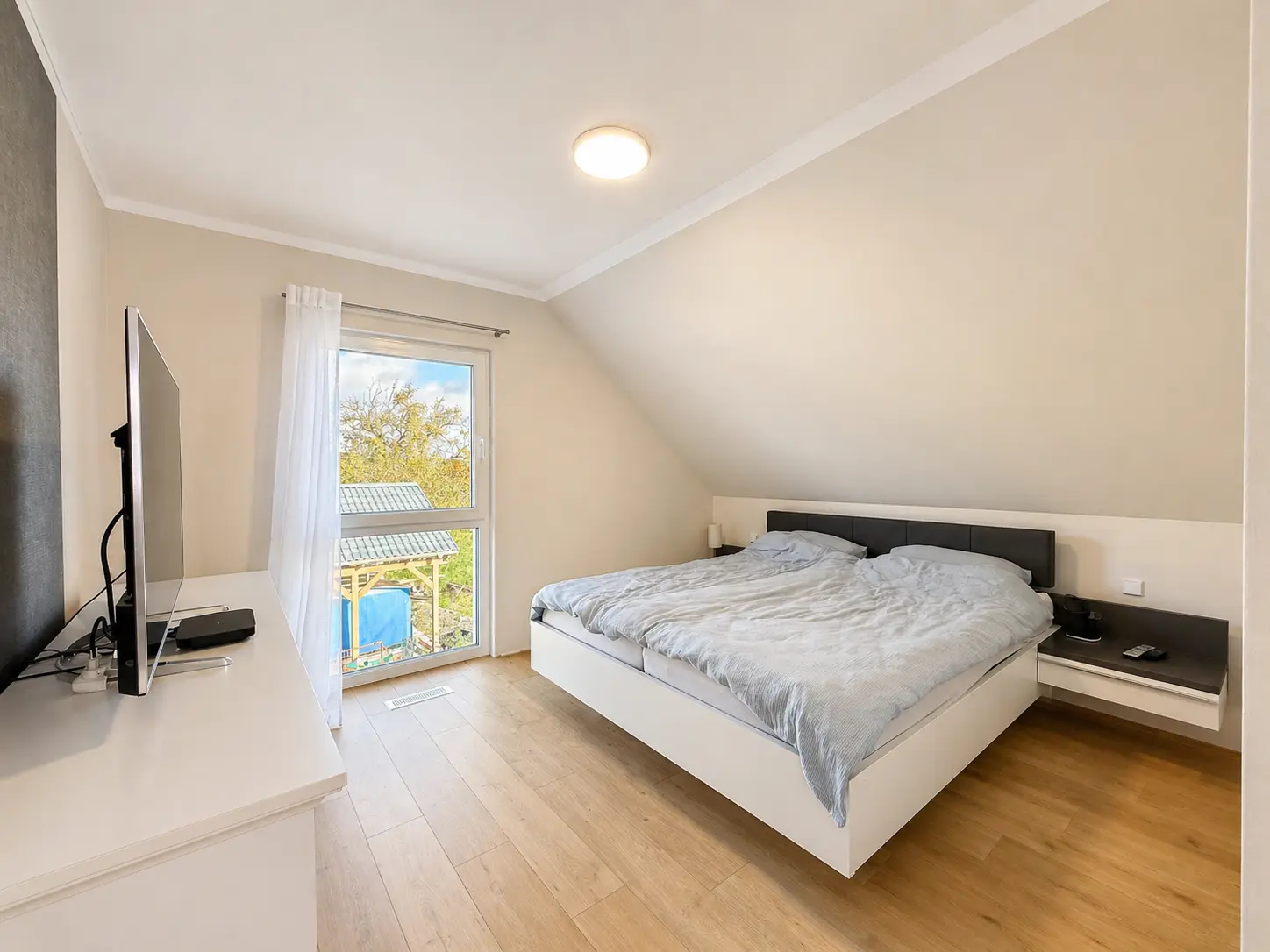 Schlafzimmer OG
